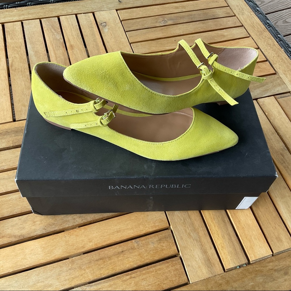 Banana republic flat size 7.5M